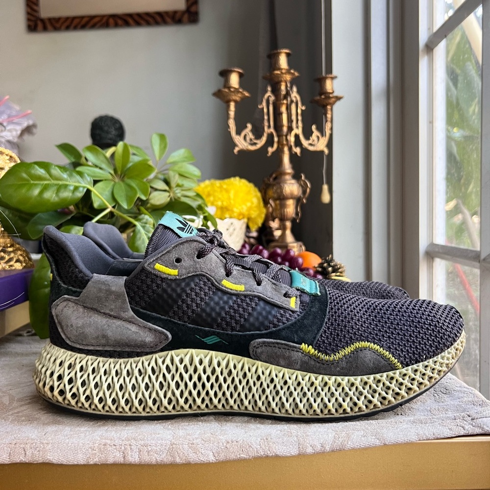 Adidas Men's ZX4000 4D Charcoal grey n Yellow Sneakers